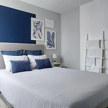 Appartement T4 Centre-Ville, Plage A 5 Min A Pied Sainte-Maxime Exterior photo