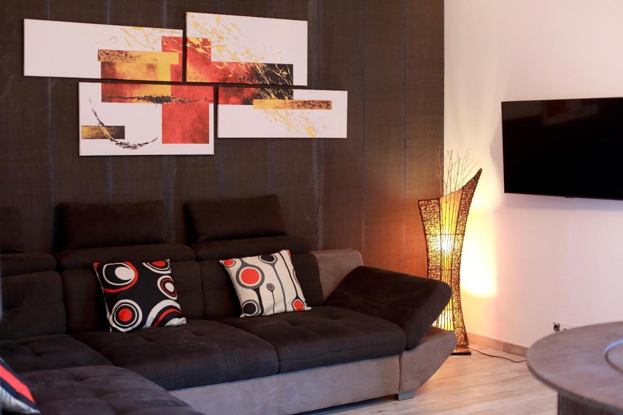 Apartment T4 Centre-ville, A 5 Min A Pied